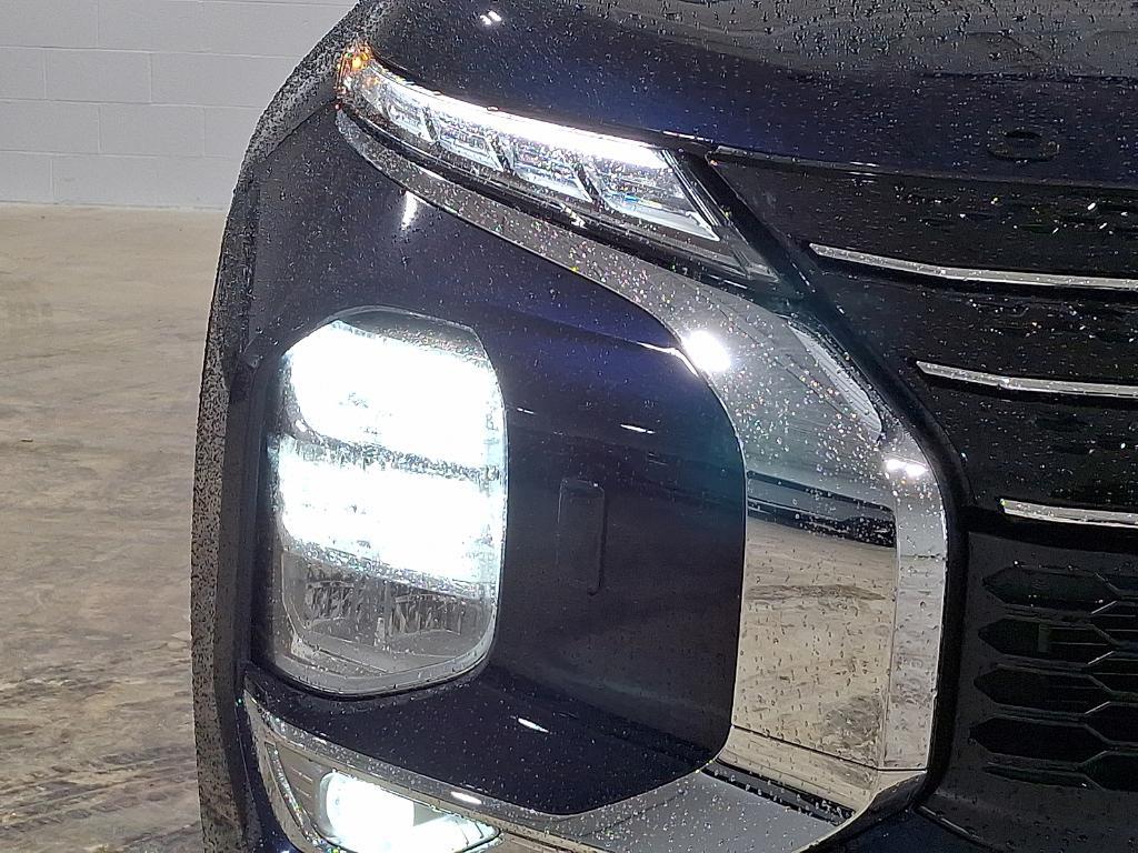 used 2024 Mitsubishi Outlander car, priced at $24,990