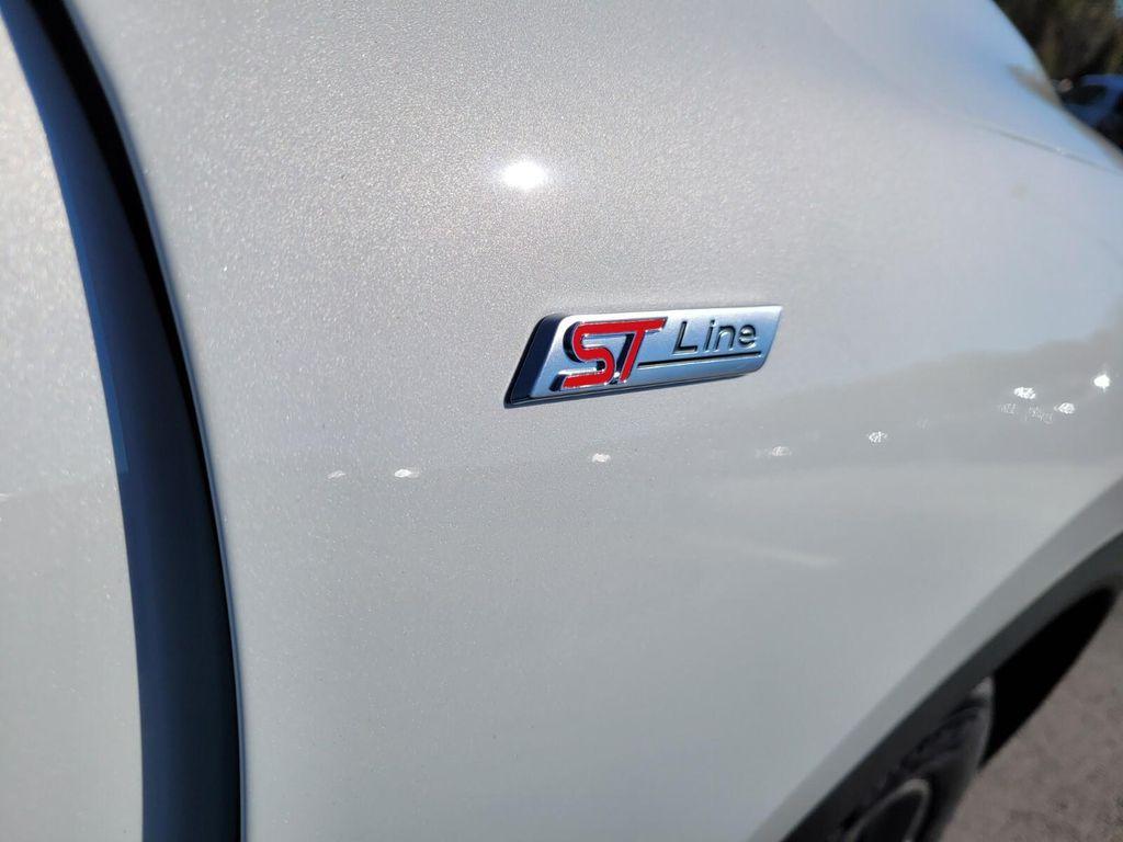 new 2025 Ford Escape car, priced at $25,382