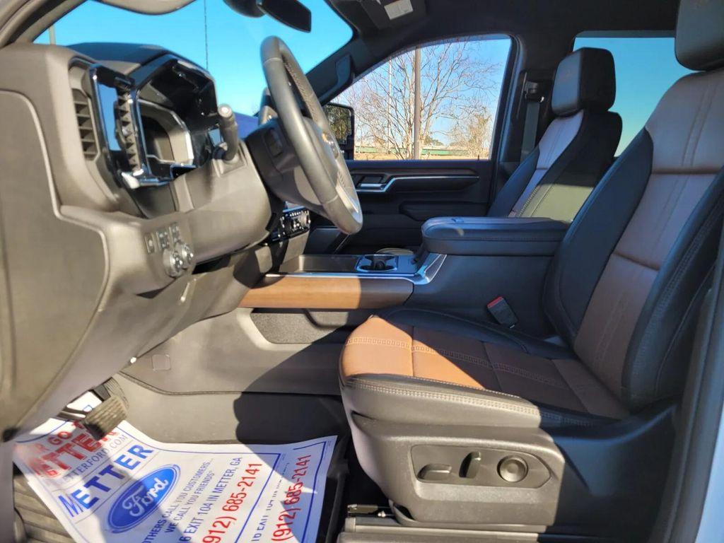 used 2024 Chevrolet Silverado 2500 car, priced at $69,995