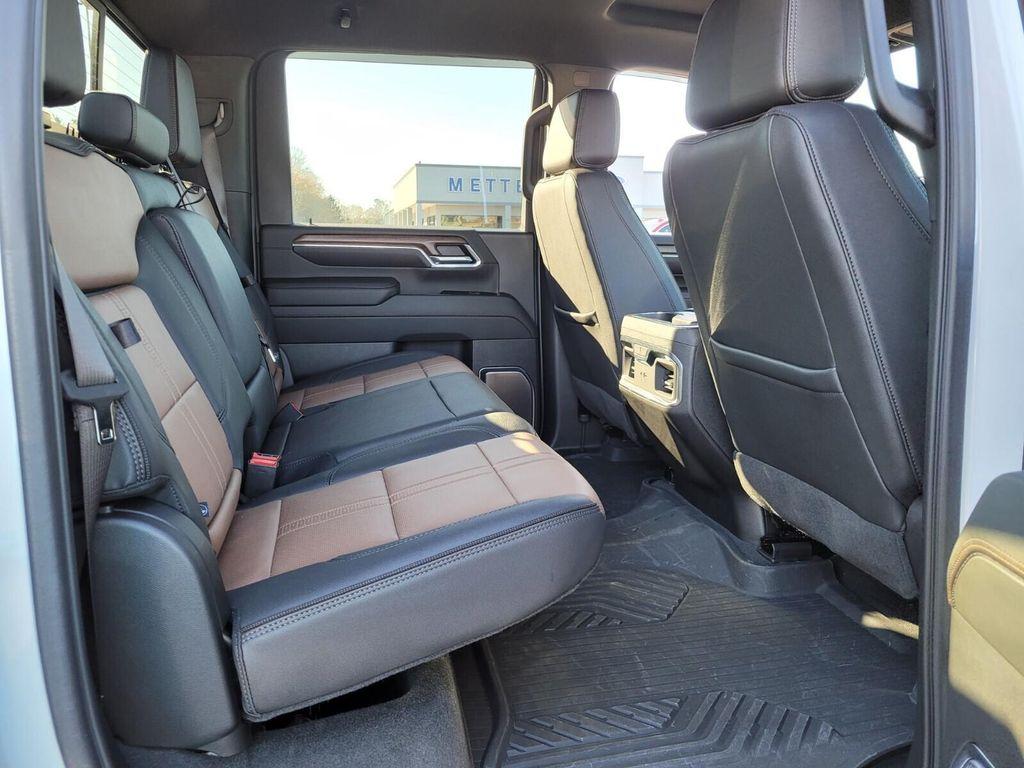 used 2024 Chevrolet Silverado 2500 car, priced at $67,995