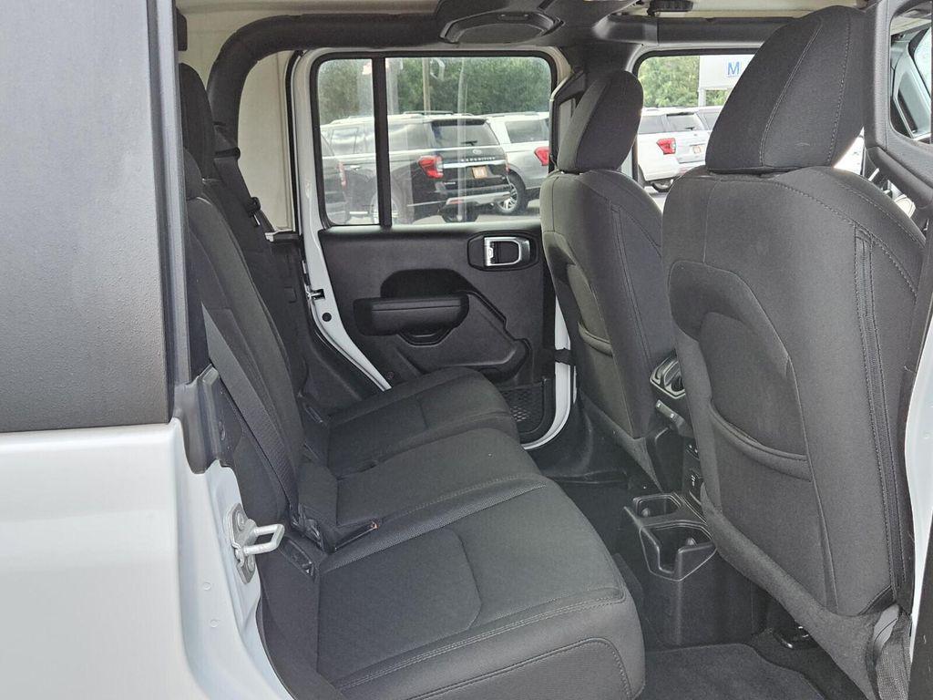 used 2022 Jeep Gladiator car, priced at $24,988