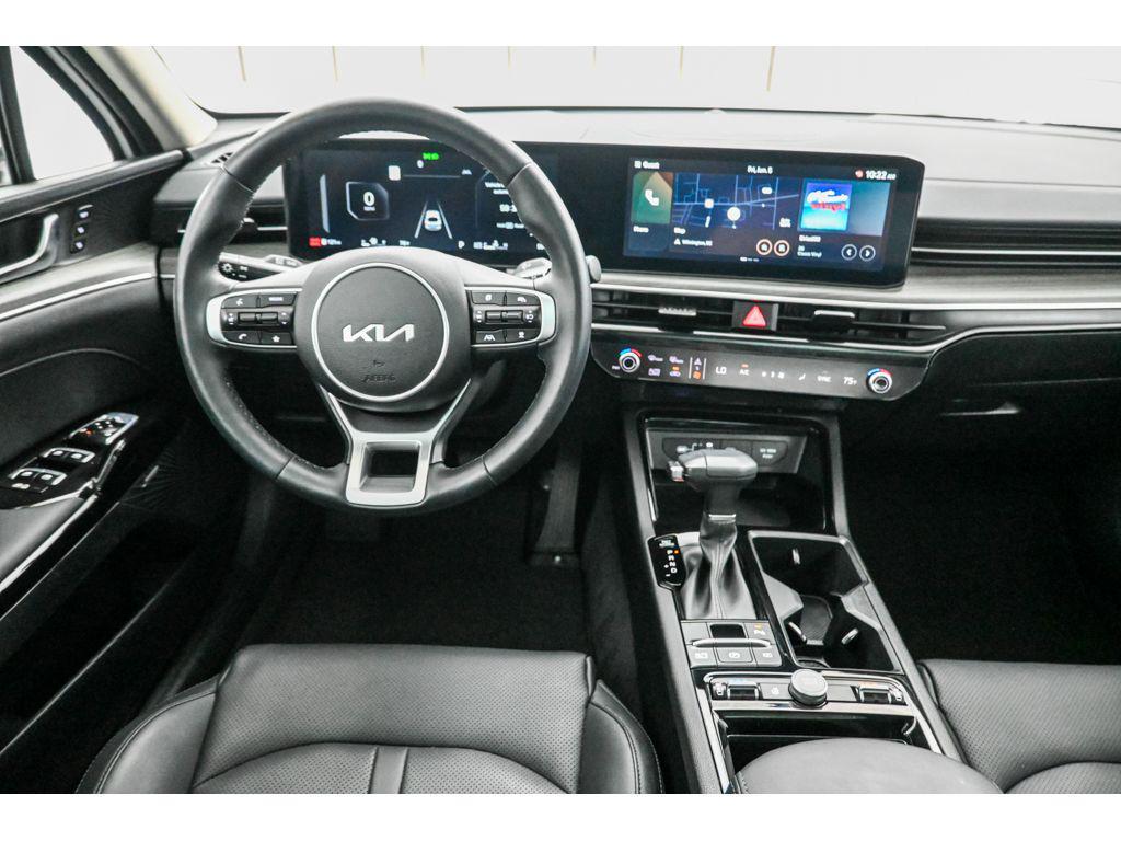 used 2025 Kia K5 car, priced at $31,544