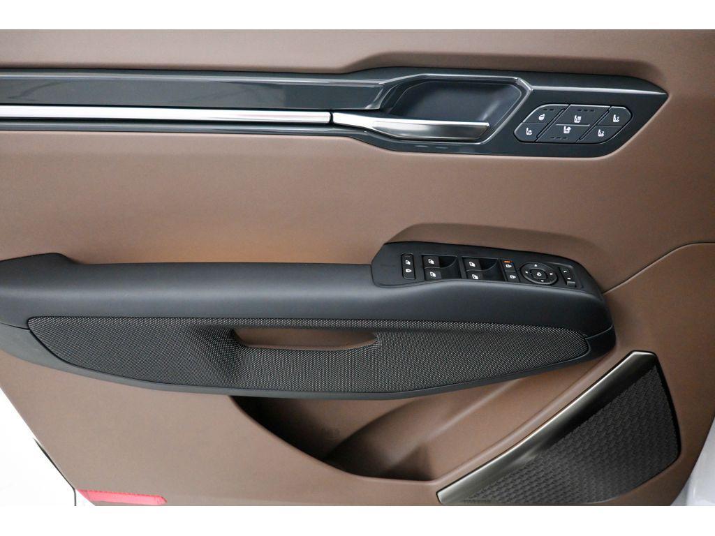 new 2026 Kia EV9 car, priced at $73,030