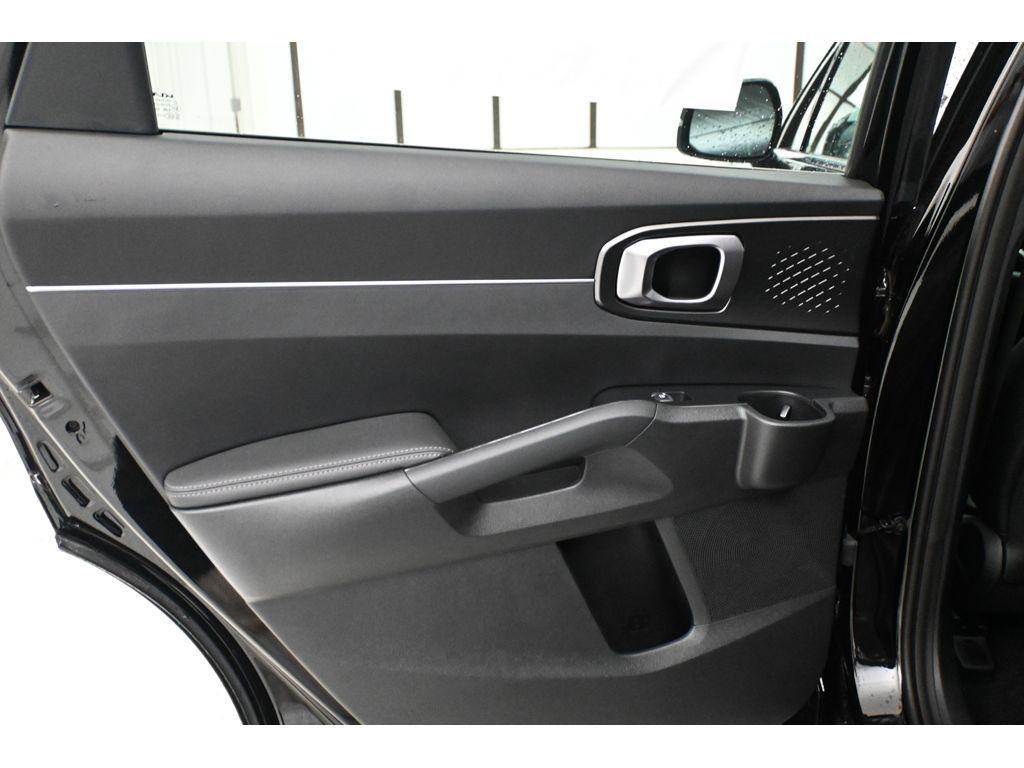 new 2026 Kia Sorento Hybrid car, priced at $41,624