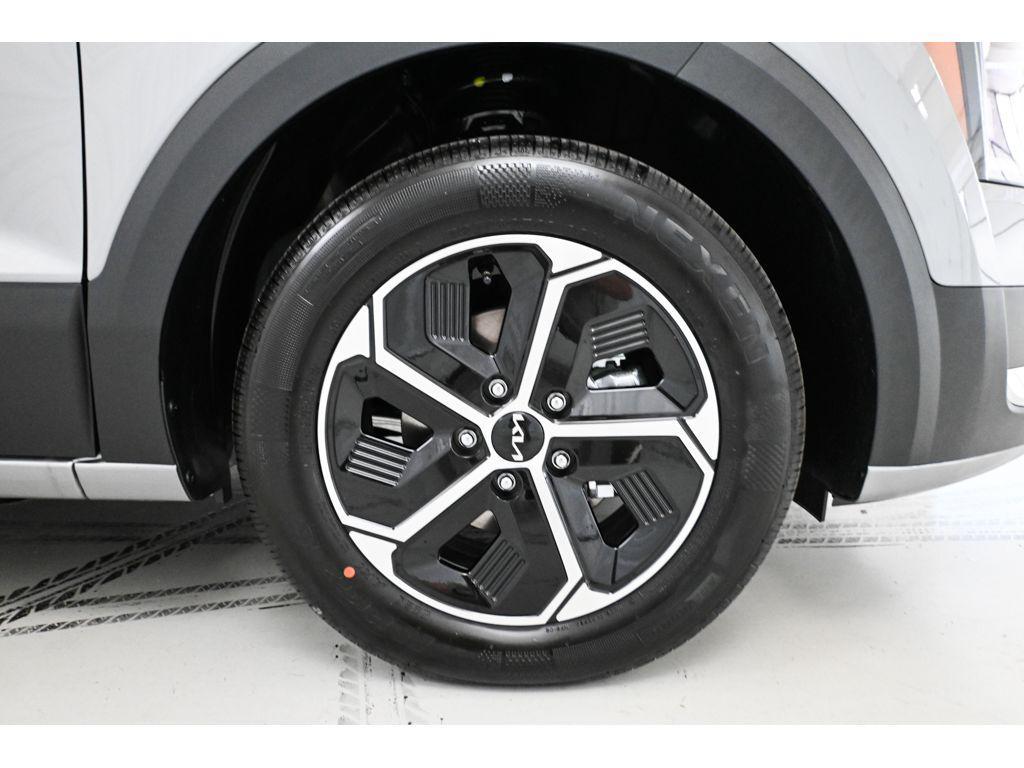 new 2026 Kia Niro car, priced at $30,084