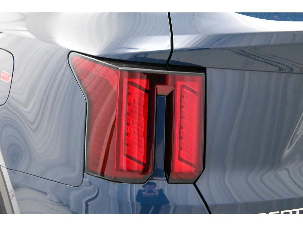 new 2026 Kia Sorento car, priced at $38,940