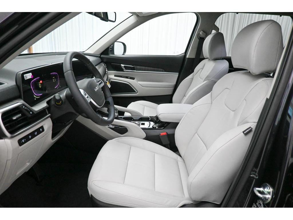 new 2025 Kia Telluride car, priced at $47,000
