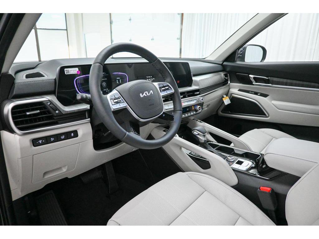 new 2025 Kia Telluride car, priced at $47,000