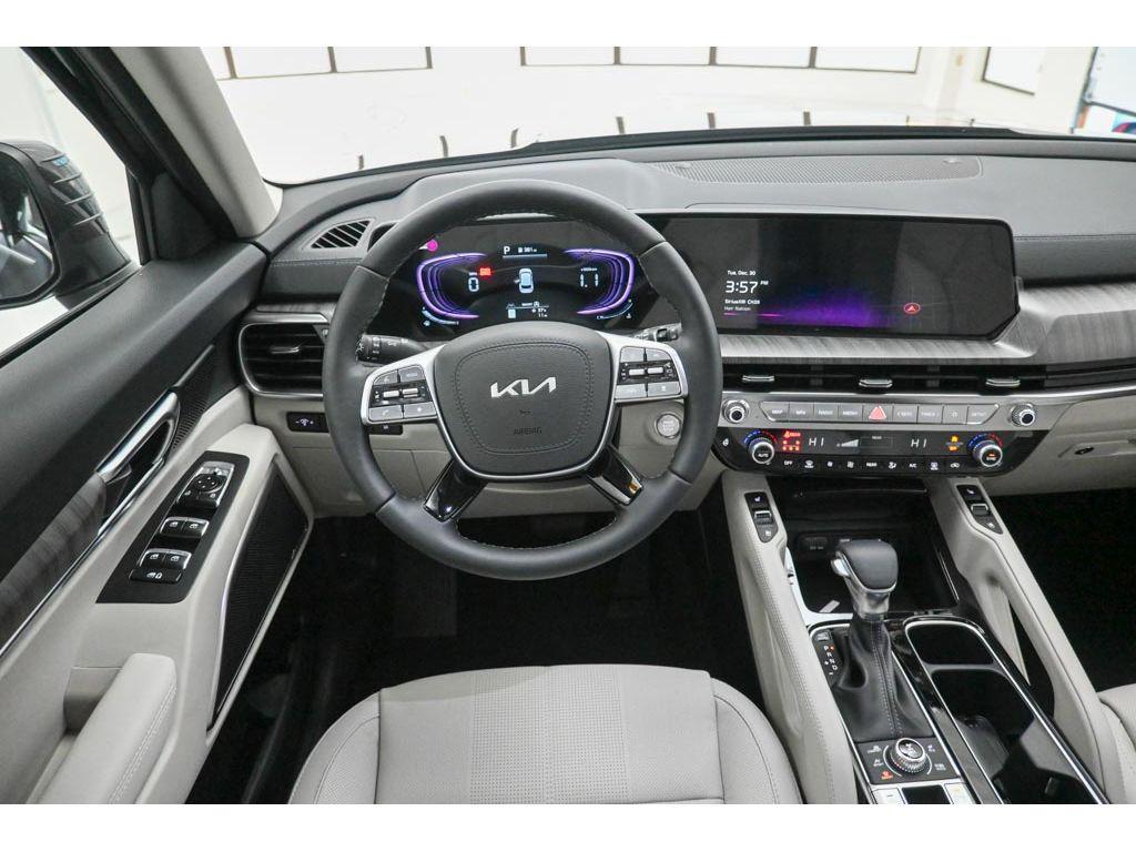 new 2025 Kia Telluride car, priced at $47,000