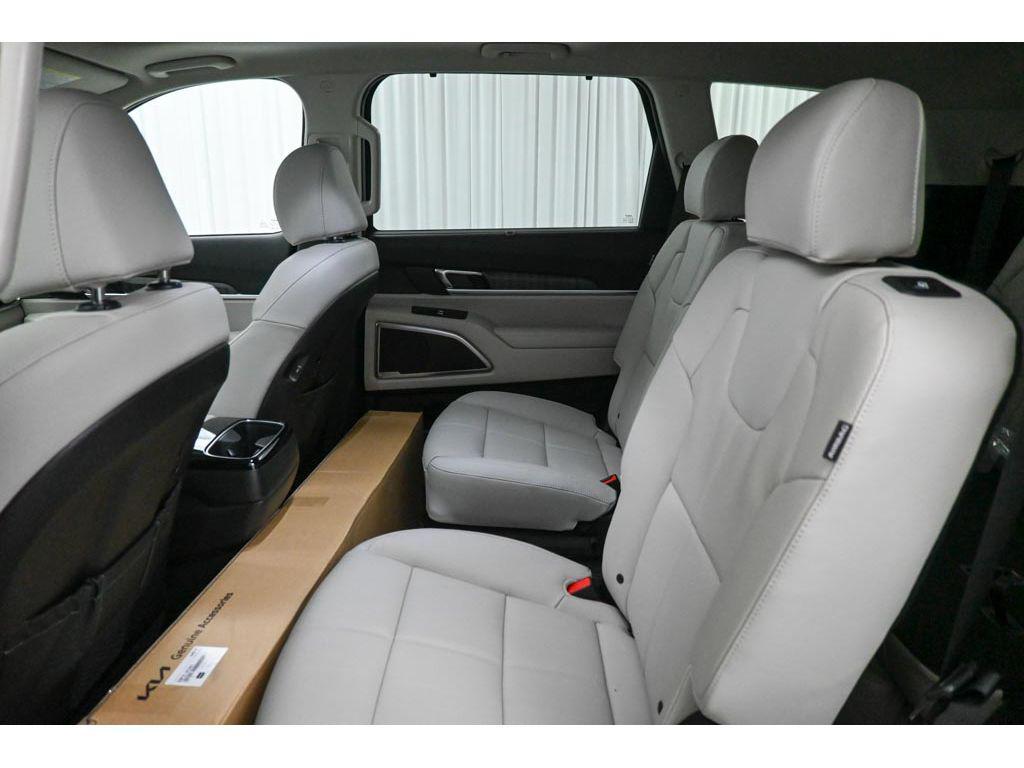 new 2025 Kia Telluride car, priced at $47,000