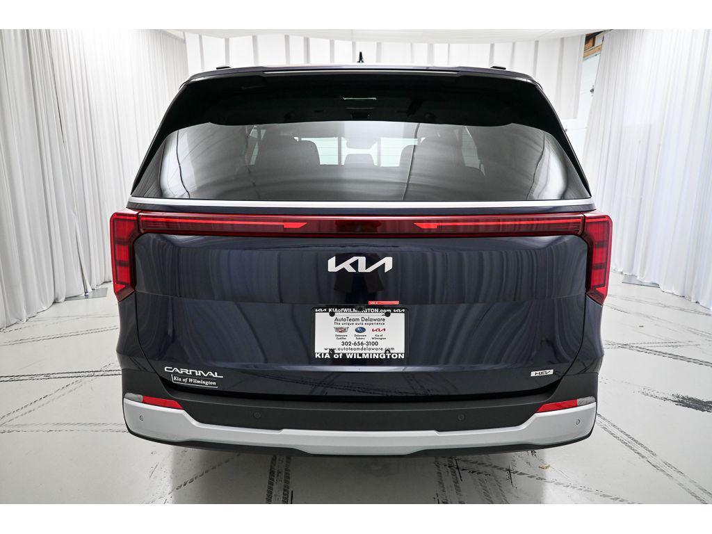 new 2026 Kia Carnival Hybrid car, priced at $44,870