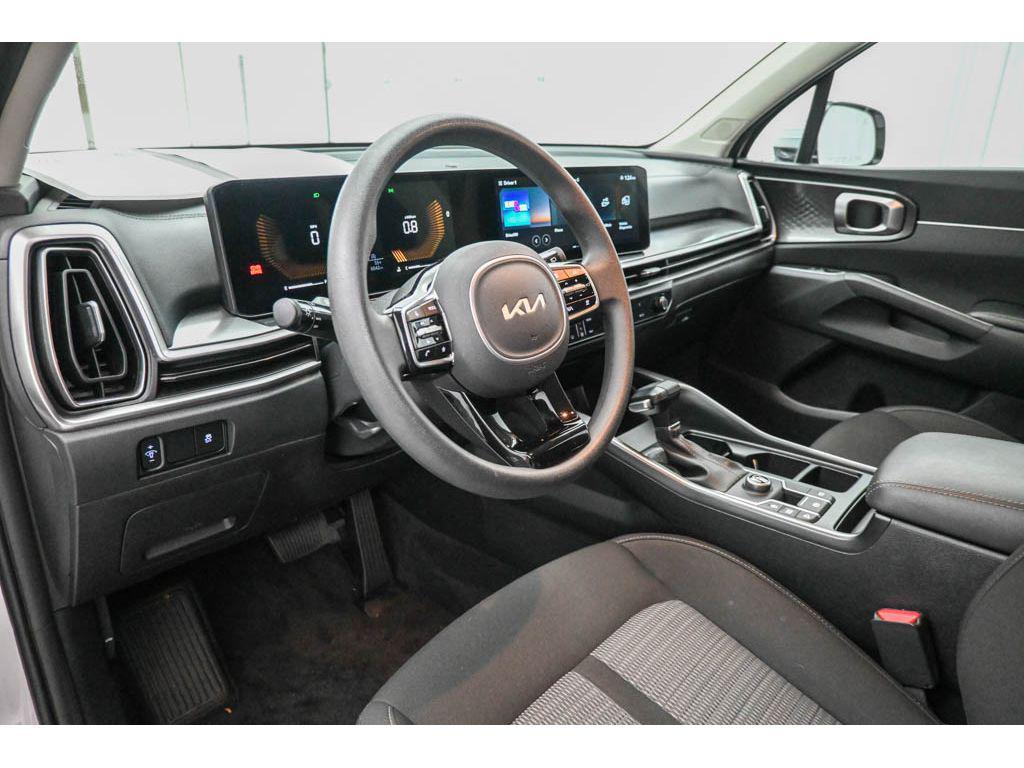 used 2025 Kia Sorento car, priced at $28,195