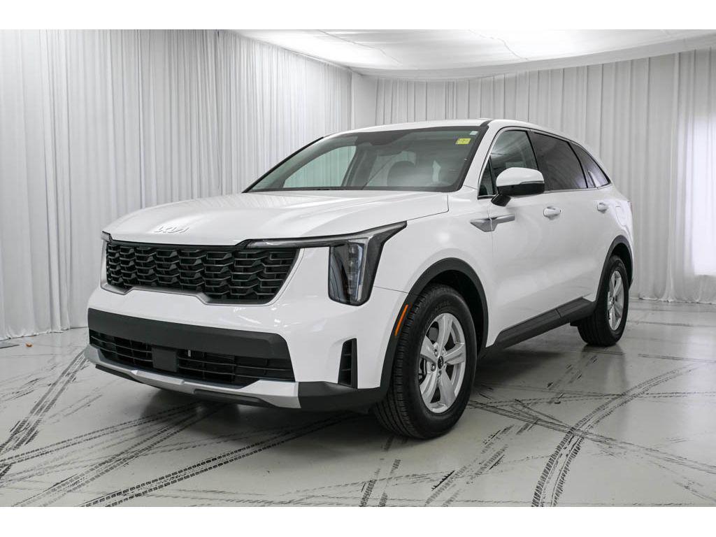 used 2025 Kia Sorento car, priced at $28,195