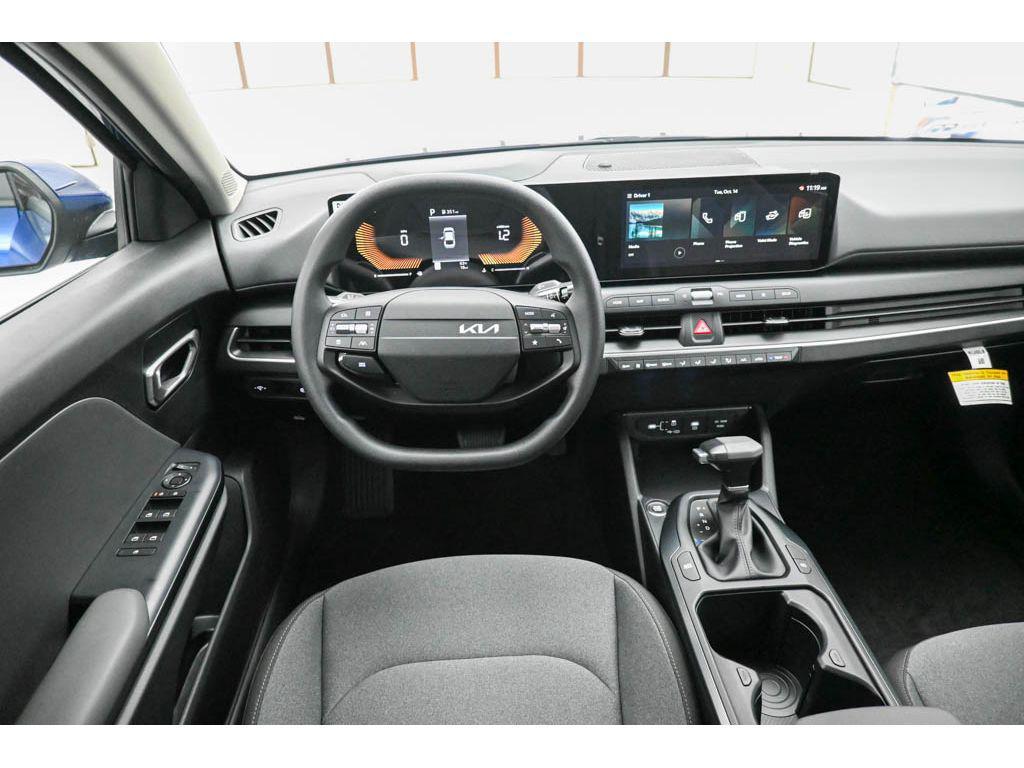 new 2025 Kia K4 car, priced at $24,000