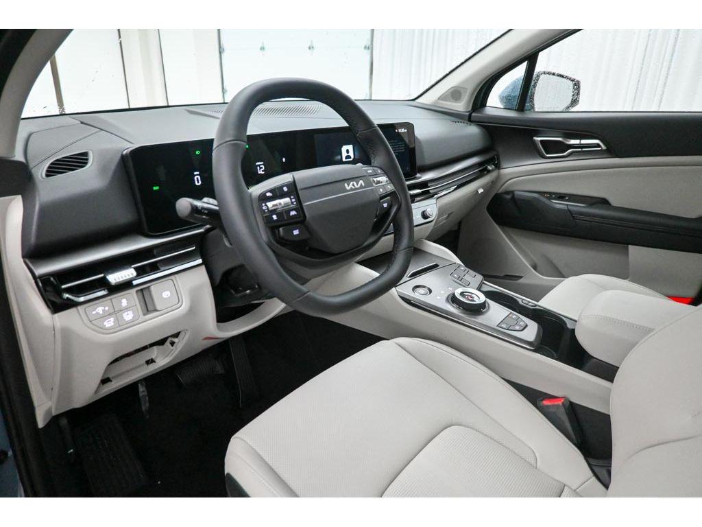 new 2026 Kia Sportage Hybrid car, priced at $35,610