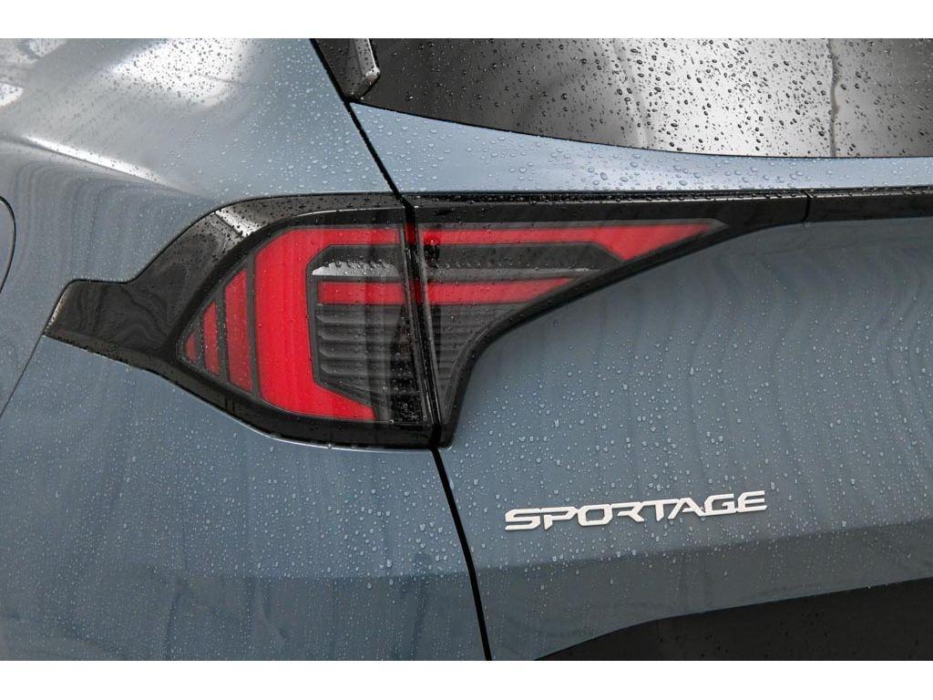 new 2026 Kia Sportage Hybrid car, priced at $35,610