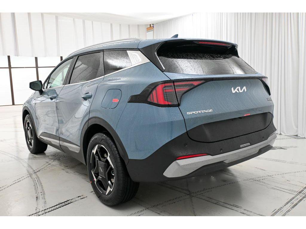 new 2026 Kia Sportage Hybrid car, priced at $35,610