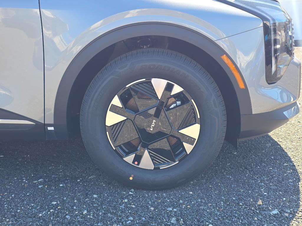 new 2026 Kia Sportage Hybrid car, priced at $31,185