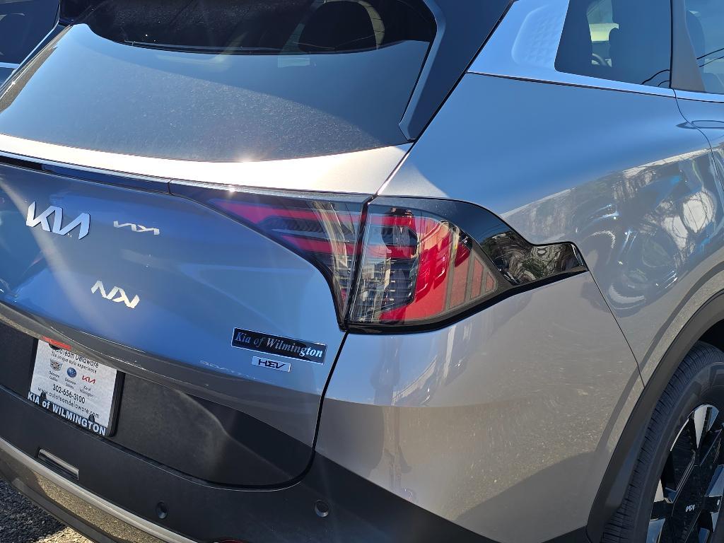 new 2026 Kia Sportage Hybrid car, priced at $31,185