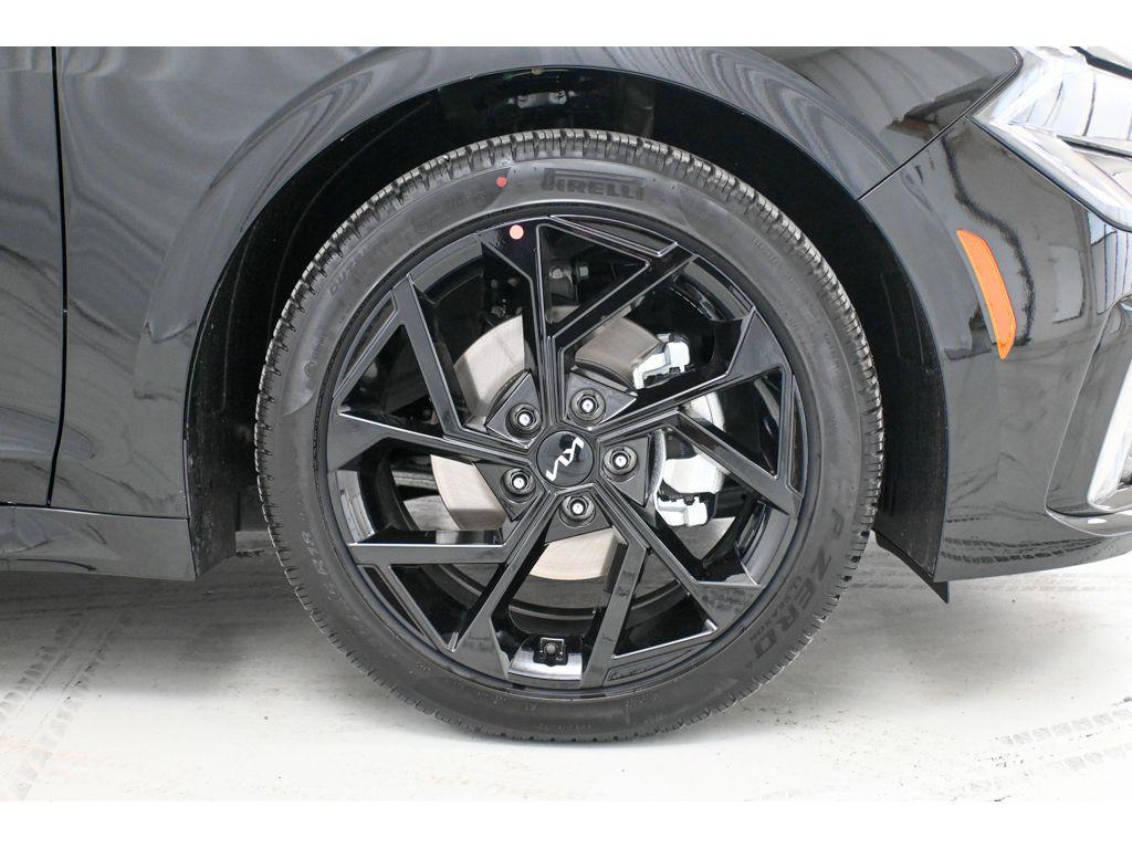 new 2026 Kia K5 car, priced at $33,730