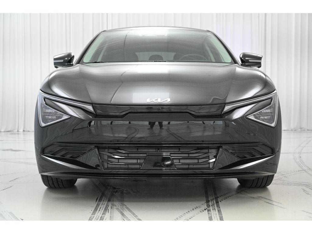 new 2025 Kia EV6 car, priced at $55,035