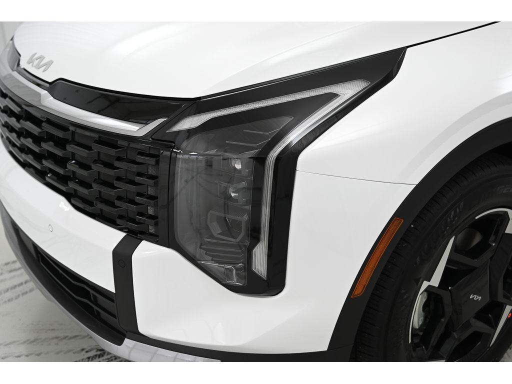 new 2026 Kia Sportage car, priced at $32,880