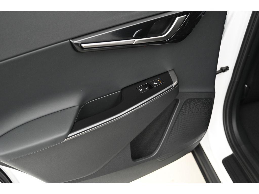 new 2025 Kia EV6 car, priced at $52,800