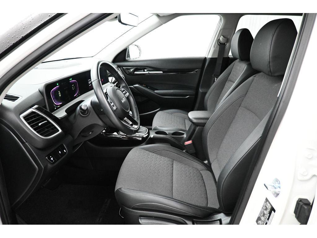 used 2026 Kia Seltos car, priced at $26,484