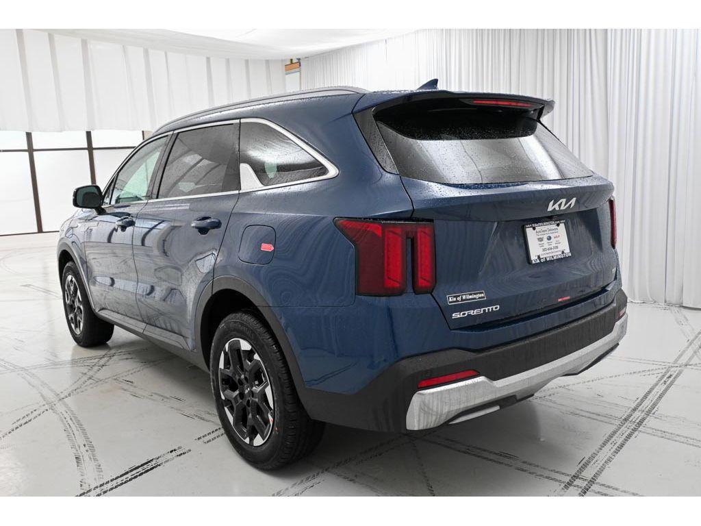 new 2026 Kia Sorento car, priced at $40,190