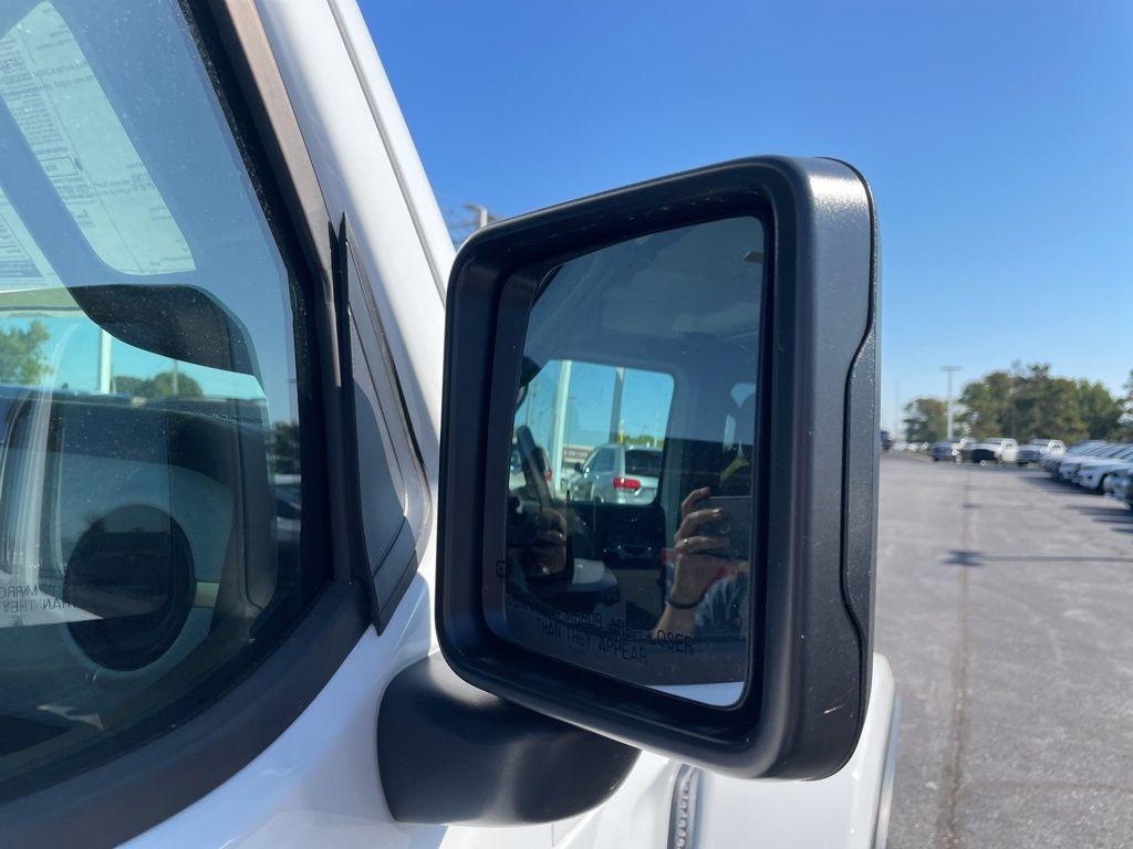 new 2025 Jeep Gladiator car, priced at $40,874