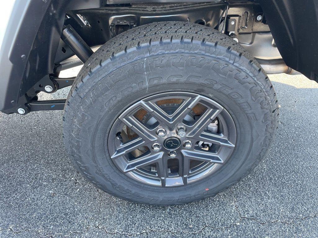 new 2025 Jeep Gladiator car, priced at $40,874