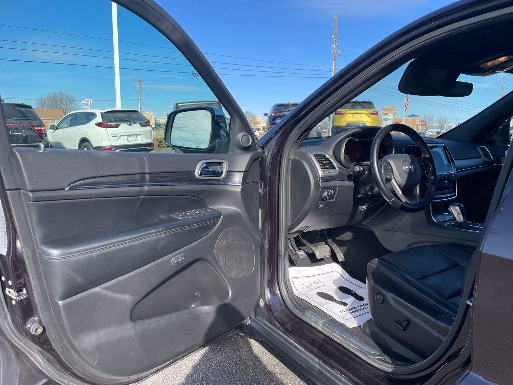 used 2020 Jeep Grand Cherokee car, priced at $14,498