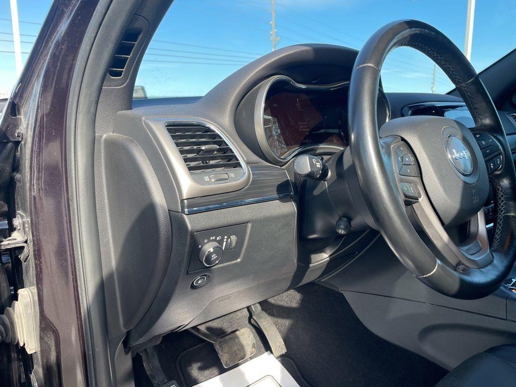 used 2020 Jeep Grand Cherokee car, priced at $14,498