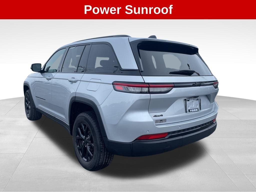 used 2024 Jeep Grand Cherokee car, priced at $32,336