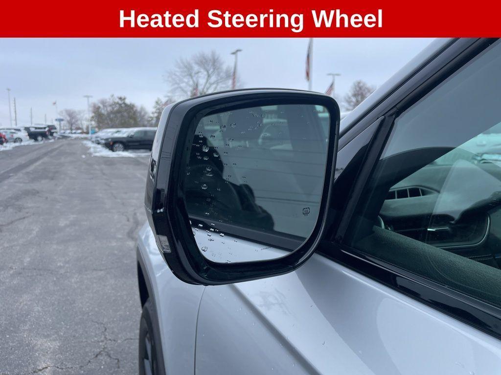 used 2024 Jeep Grand Cherokee car, priced at $32,336