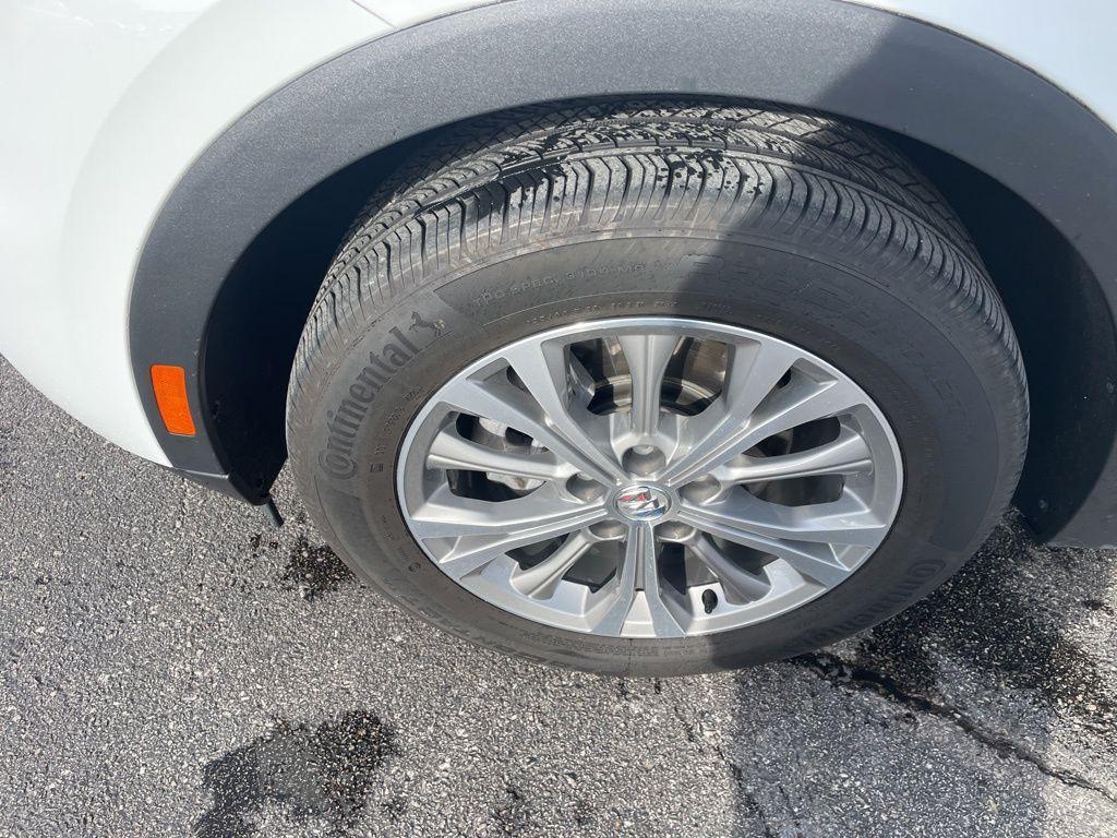 used 2022 Buick Envision car, priced at $23,091