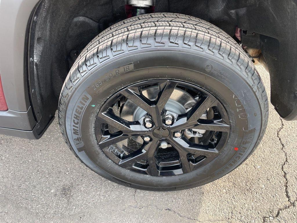 new 2026 Jeep Grand Cherokee car, priced at $47,762