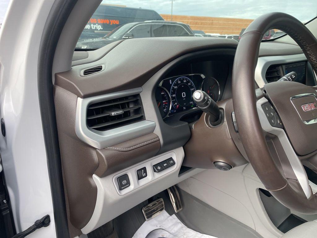 used 2023 GMC Acadia car, priced at $30,388