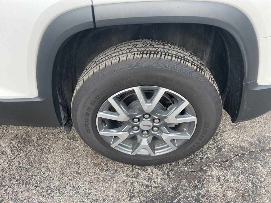 used 2023 GMC Acadia car, priced at $30,388