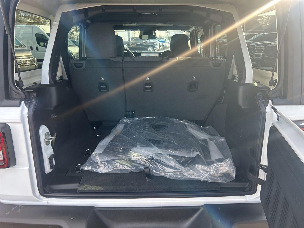 new 2026 Jeep Wrangler car, priced at $47,329