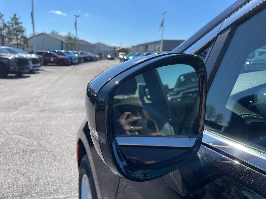 new 2026 Chrysler Pacifica car, priced at $56,643