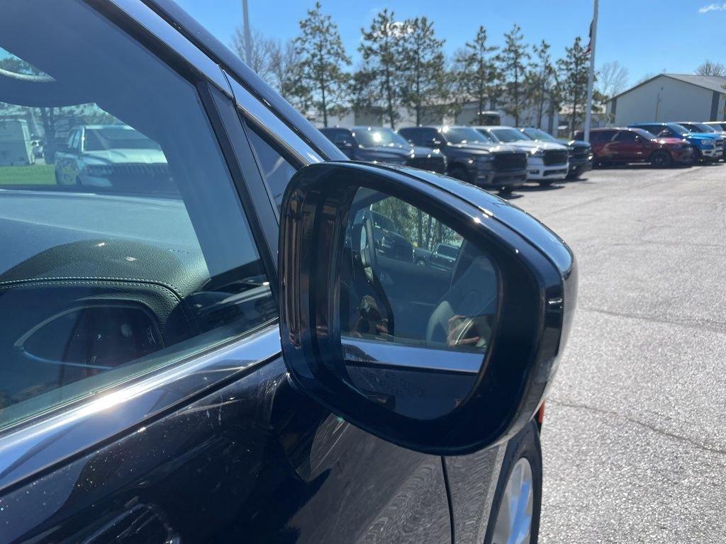 new 2026 Chrysler Pacifica car, priced at $56,643