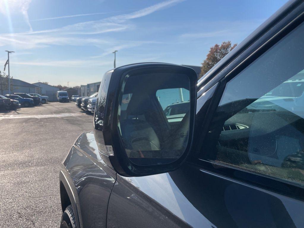 new 2025 Jeep Grand Cherokee car, priced at $40,459