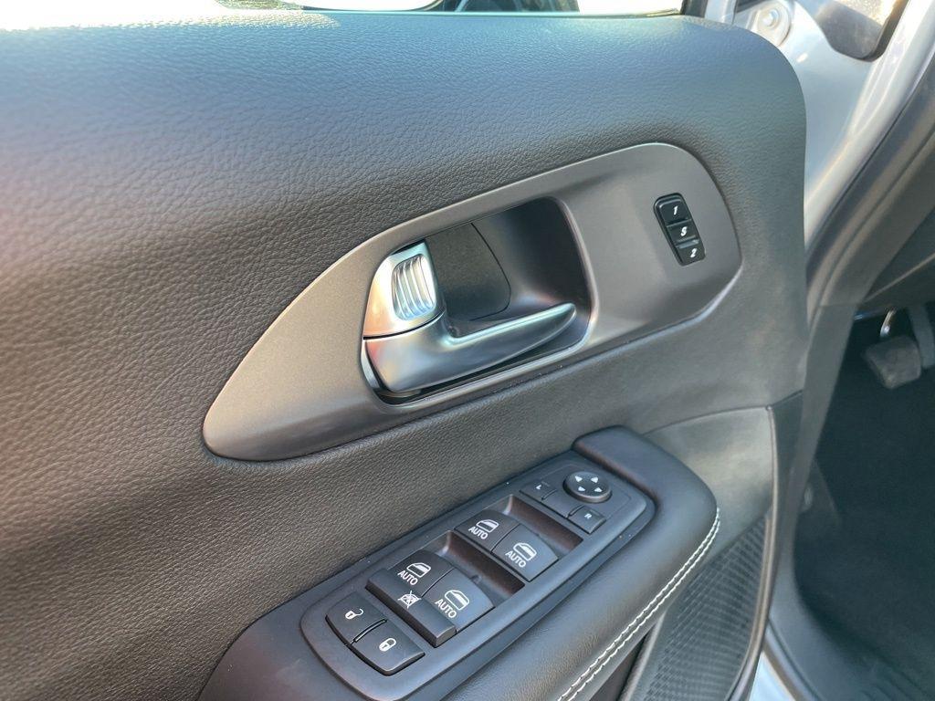 new 2026 Chrysler Pacifica car, priced at $52,785