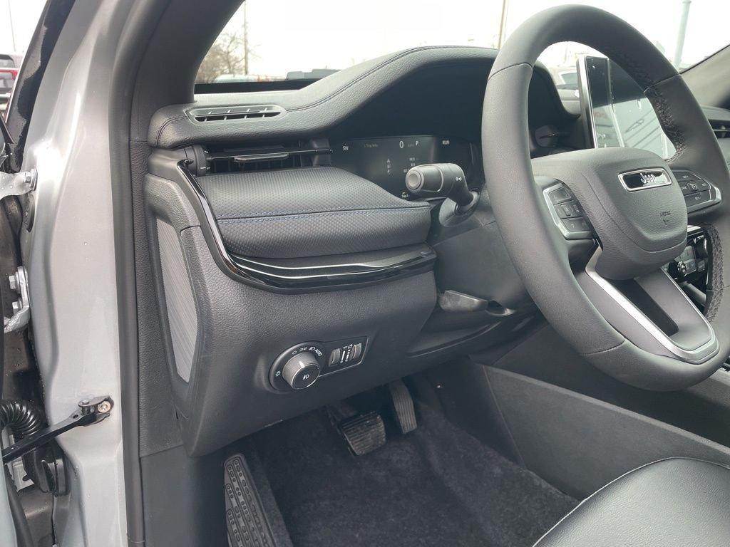 new 2026 Jeep Compass car, priced at $34,220