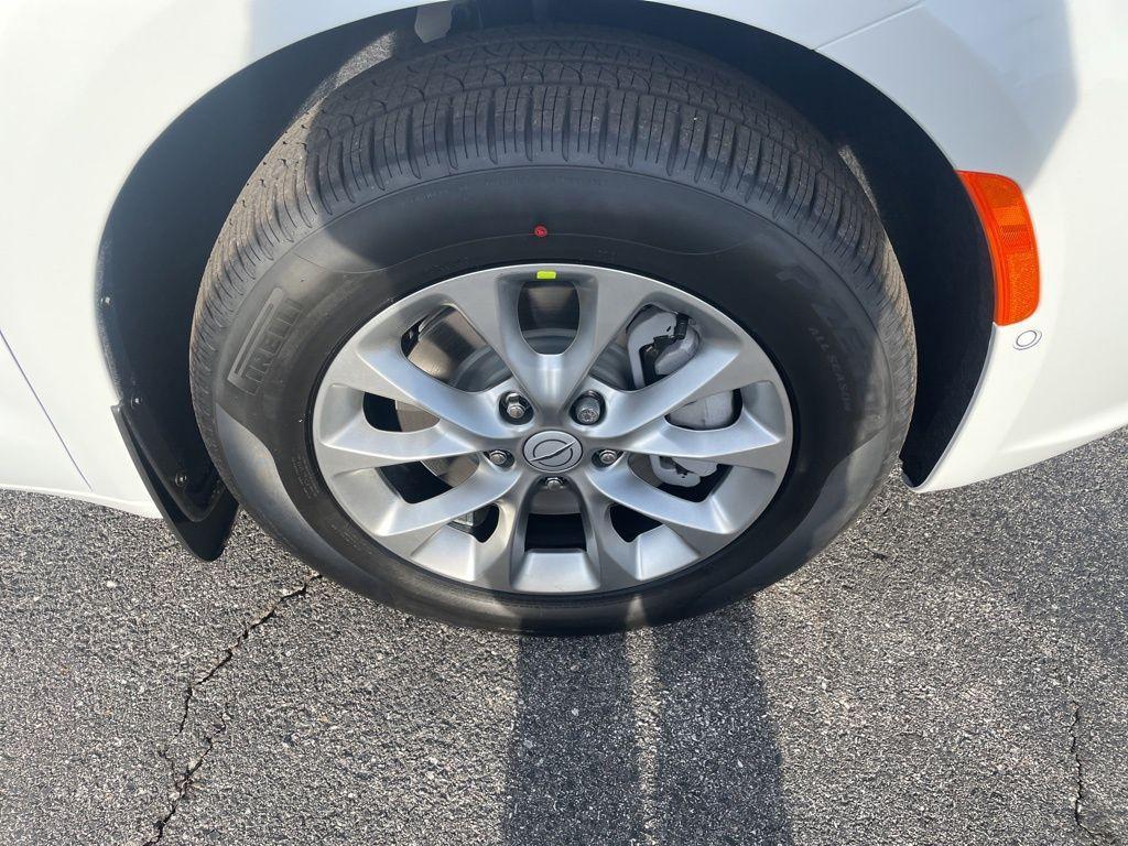 new 2026 Chrysler Pacifica car, priced at $48,997