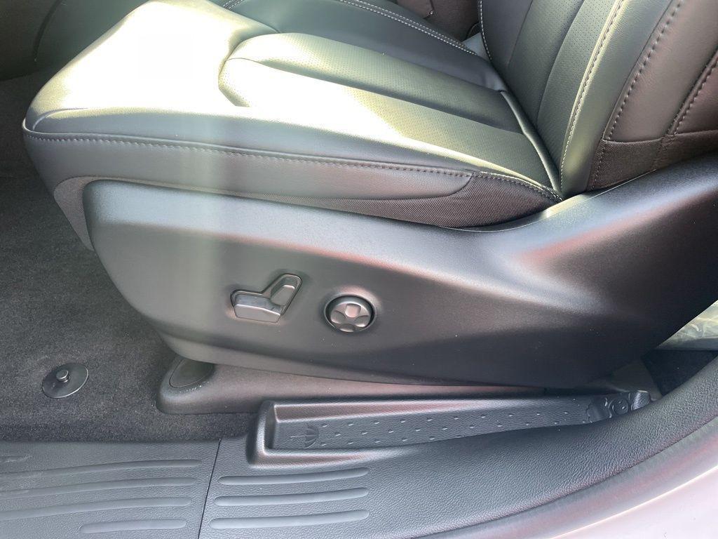 new 2026 Chrysler Pacifica car, priced at $48,997