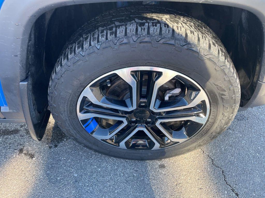 used 2022 Jeep Compass car, priced at $20,611