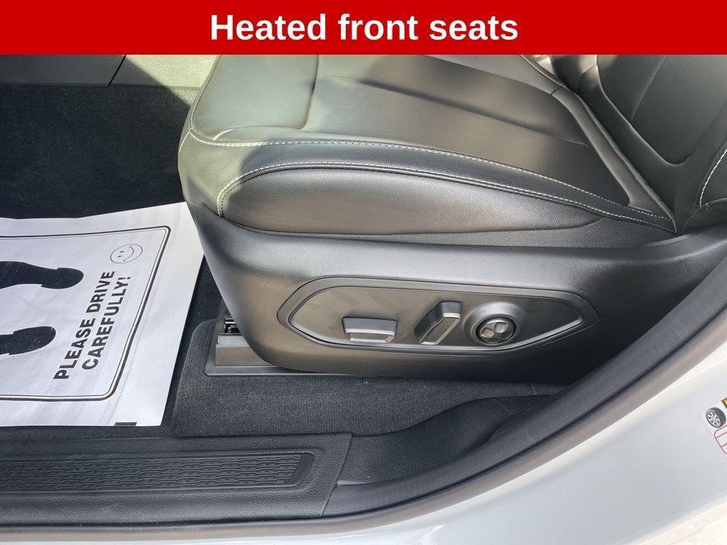 new 2026 Jeep Grand Cherokee car, priced at $42,813