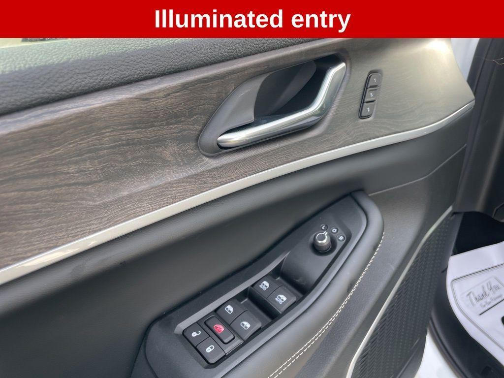 new 2026 Jeep Grand Cherokee car, priced at $42,813